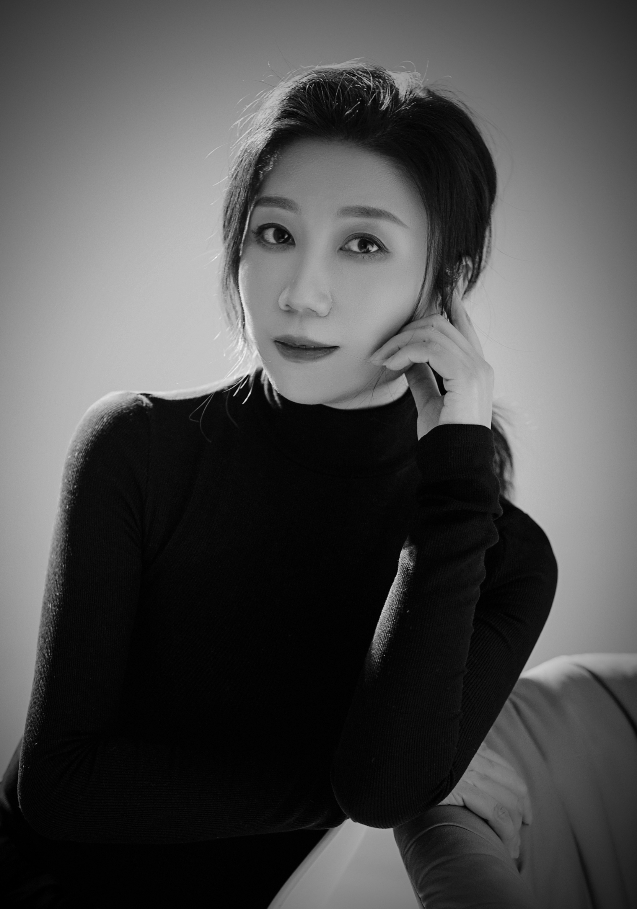 1704113633309230.jpg 林霖个人照片.jpg